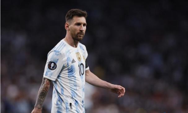 政府搭“爱情鹊桥” 青年享“甜蜜新风”